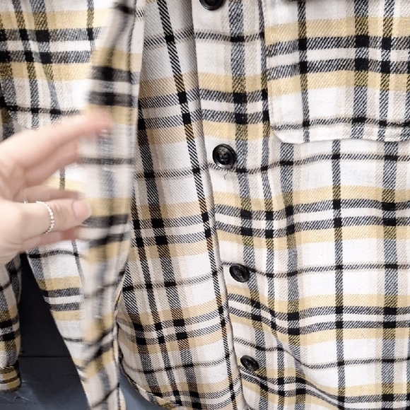 Yellow and Black Button Down Shirt with Classic Design - Picture 3 of 5